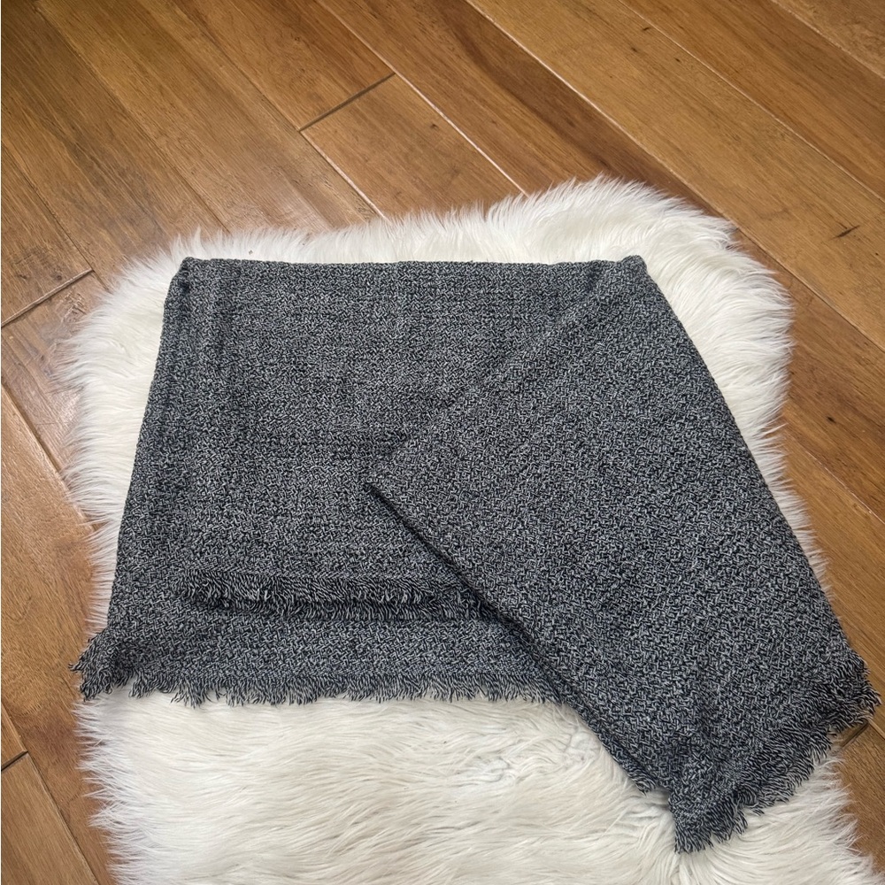 Old Navy Charcoal Knit Infinity Scarf